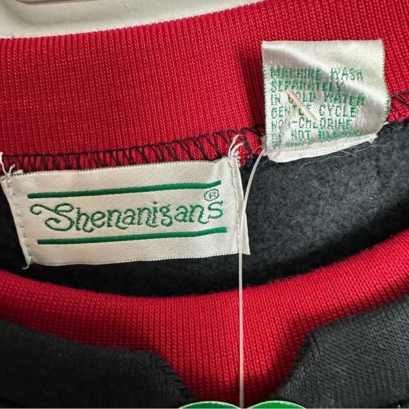 Vintage Grandma Sweater Poinsettia Basket Women's size XL New w/tags embroidered - Picture 5 of 9